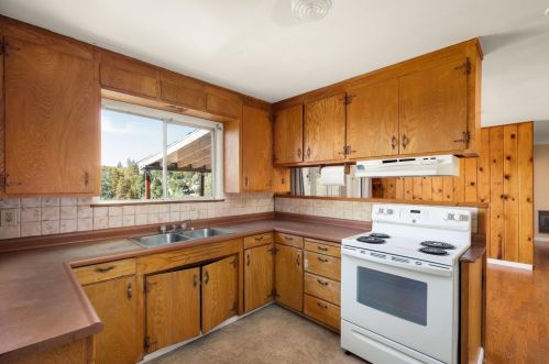 544 Douglas Ave, Grass Valley CA  95945-5044 exterior