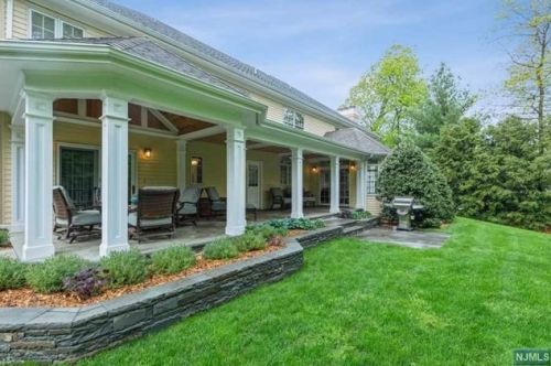 473 Devonshire Dr, Franklin Lakes, NJ 07417-3000
