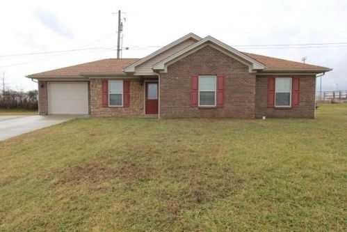 51 Ann Dr, Lawrenceburg, KY 40342-1387