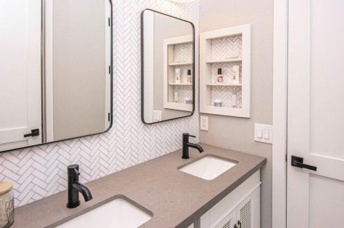 79 Calle Manzanita, Rancho Mirage CA  92270-4140 exterior