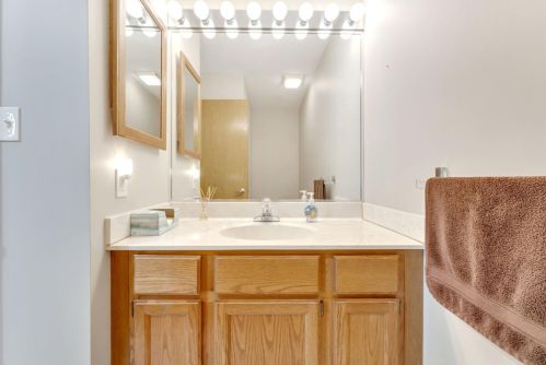 647 Brookside Dr, Crown Point IN  46307-4369 exterior