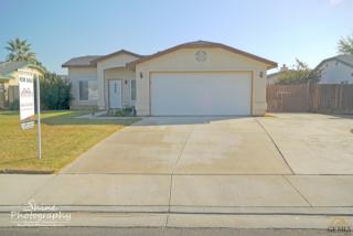 6912 Pine Forest Ct, Bakersfield, CA 93313-5006