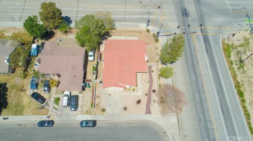 2869 La Vida Dr, Lancaster CA  93535-5873 exterior