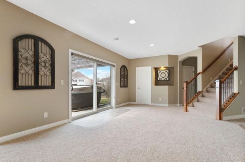 11856 Jamestown St, Minneapolis MN 55449-7526 exterior