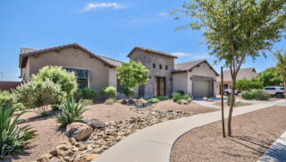 3075 Red Oak Ct, Gilbert, AZ 85297-7689