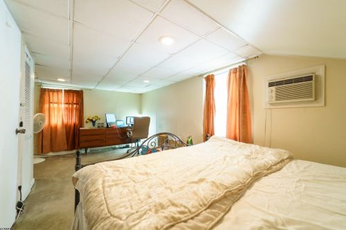 18 Midvale Ave, Lake Hiawatha NJ  07034-1011 exterior