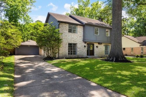 2223 Lakeville Dr, Humble, TX 77339-2326