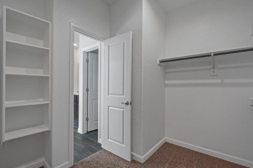 900 Nelson Pl, Burleson TX  76028-6834 exterior