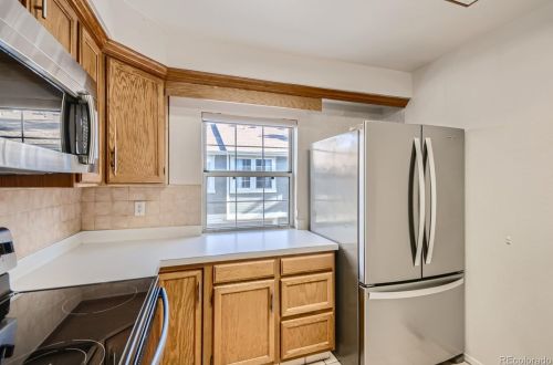 1921 Hannibal Ct, Denver, CO 80013-8034
