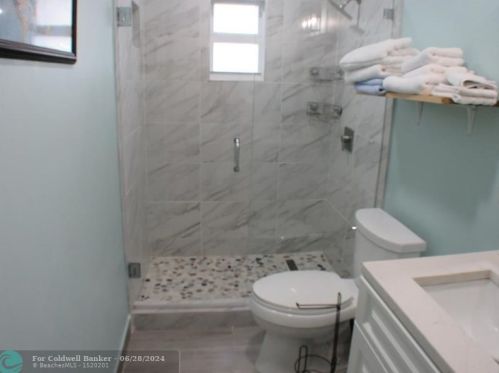 516 4 Ter, Cape Coral FL  33909-0020 exterior