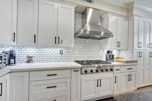 2710 Cyn Ave, San Diego CA 92123-5428 exterior