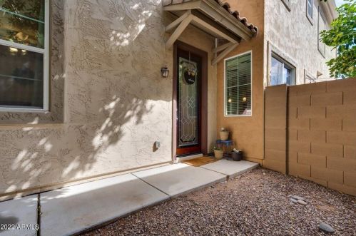 1721 Chatsworth, Mesa, AZ 85209-7781