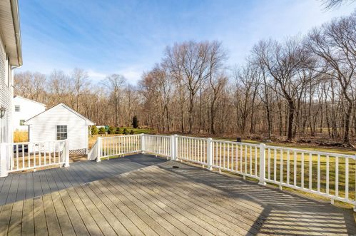 20 Alfred Dr, Colchester CT  06415-1766 exterior