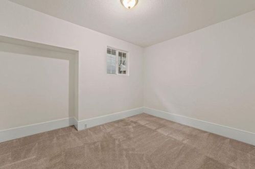 4701 Fairfax Ave, Oakland CA  94601-4809 exterior
