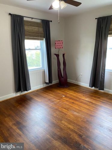 2912 Fairmont St, Falls Church VA  22042-1307 exterior