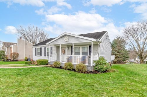 624 Walden Way, Imperial, PA 15126-9684