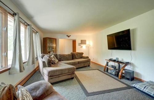 4154 9th Ave, Wisconsin Dells WI  53965-8831 exterior