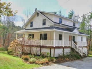 1361 Hill Rd, Saint George, VT 05495-8723