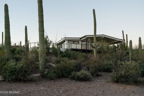3240 Six Bar Spur, Tucson, AZ 85745-9776
