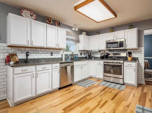 576 Scioto Meadows Blvd, Darbydale OH  43123-8660 exterior