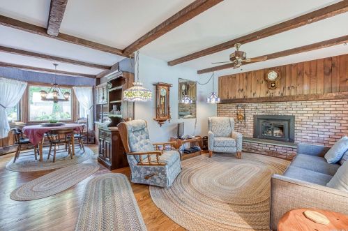 62 Bellecrest Ave, Elwood NY  11731-1205 exterior