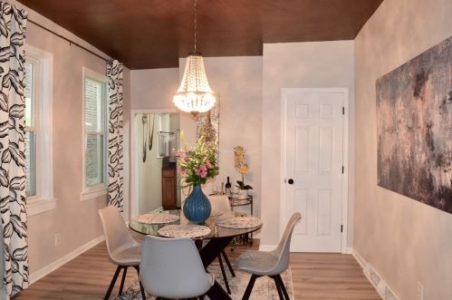 3950 Howley St, Pittsburgh PA 15224-1418 exterior