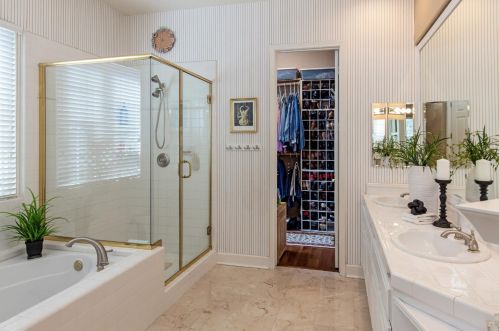 2415 Muirfield Way, Gilroy CA  95020-3065 exterior