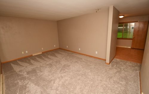 1511 Sandy Ln, Watertown WI  53098-1610 exterior