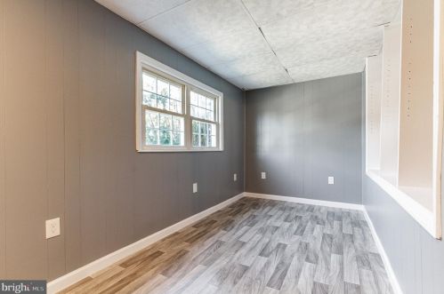 1424 Simpson St, Boothwyn PA  19061-4333 exterior