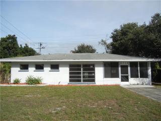 3713 Schwalbe Dr, Sarasota, FL 34235-8140