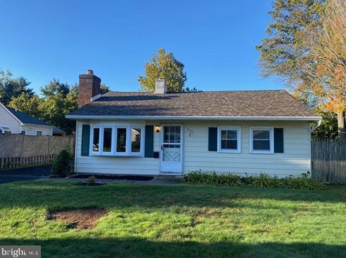 414 Tabor Ave, Southampton, PA 18966-3412