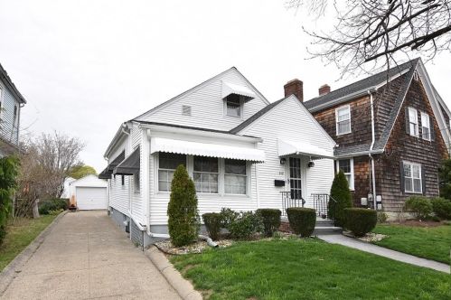 312 Nelson St, Providence RI  02908-2126 exterior