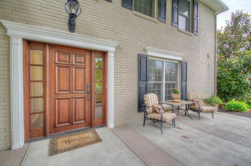 205 Prather Ct, Covington, KY 41017-5639