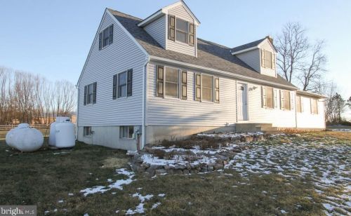262 Limerick Rd, Collegeville, PA 19473-1611