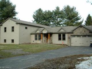 1715 Warner Rd, Hubbard, OH 44425-2736