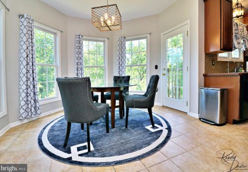 59 Brighton Pl, Charles Town WV  25414-2584 exterior