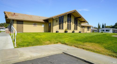 1597 Alamo Dr, Vacaville CA  95687-6001 exterior