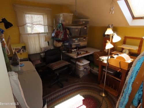 15 Mdw St, Adams MA  01220-1963 exterior