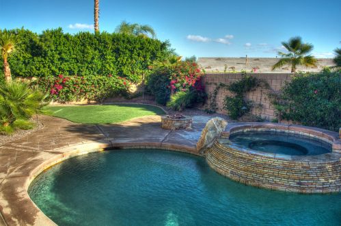 43708 Parkway Esplanade, La Quinta CA  92253-4099 exterior