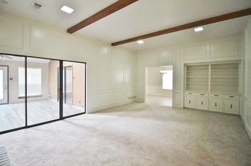 2306 Silver Holly Ln, Richardson TX  75082-4206 exterior