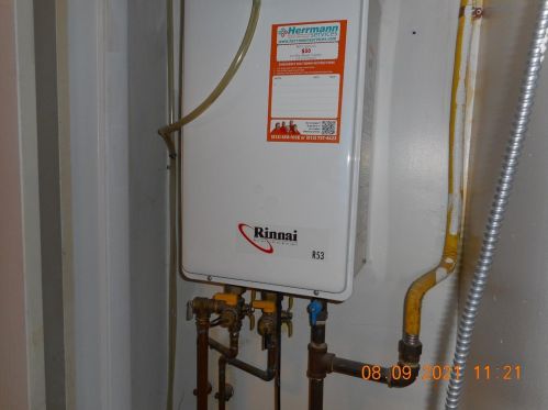 8383 Cheviot Rd, Cincinnati OH  45247-3803 exterior