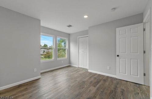 23 Kent Rd, Paterson NJ 07502-1406 exterior