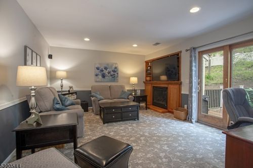 19 Jersey Pl, Fredon NJ  07860-2315 exterior