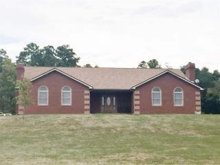 3466 Millersburg Rd, Boonville, IN 47601-7711