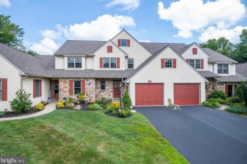 48 Saddler Dr, Marsh, PA 19520-9257