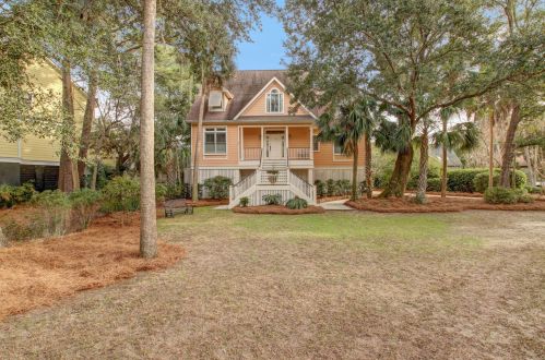 4 Sandwedge Ln, Isle Of Palms, SC 29451-2820