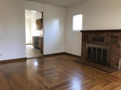 334 West Ct, San Jose, CA 95116-1037