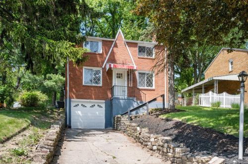 7939 Thon Dr, Verona PA  15147-1548 exterior