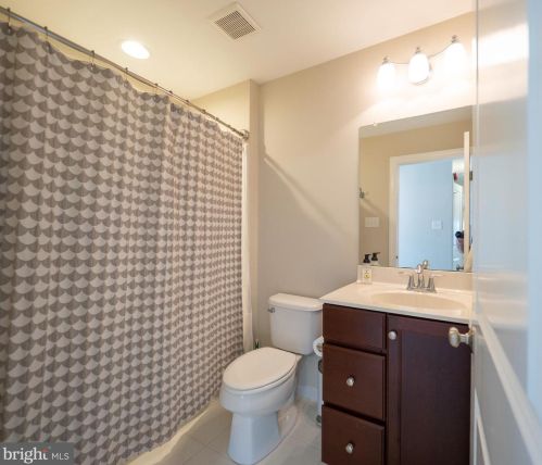 20 Cannon Ave, Lansdale PA 19446-3413 exterior