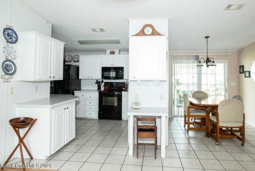 949 Wren Cir, Sebastian FL  32976-7508 exterior